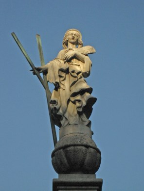 바르셀로나의 성녀 에울랄리아_photo by Enfo_at the Plaza del Pedro in the Raval of Barcelona.jpg
